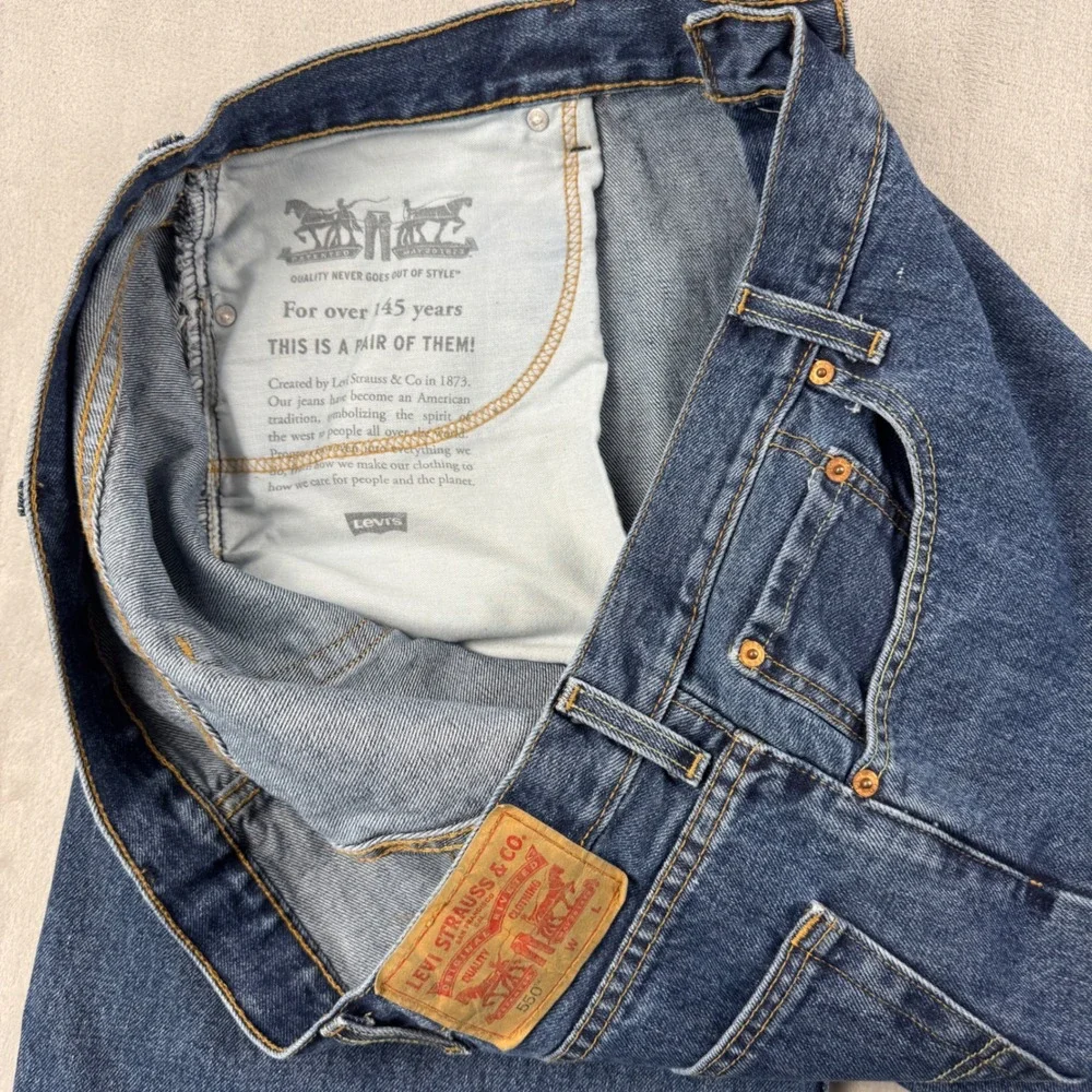 Vintage Y2K Levis 550 Relaxed Fit Blue Jeans Mens Medium Wash Denim Size‎ 44x32